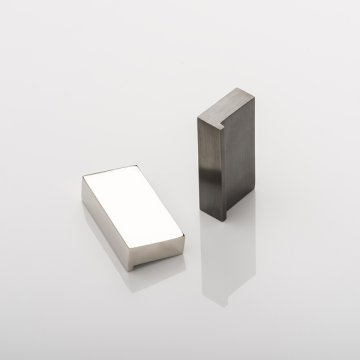 Ledge solid brass cabinet pull