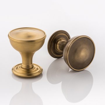 Darlington I solid brass door knob with ornate rose