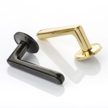 Halsey II solid brass door lever handle with ridged rose