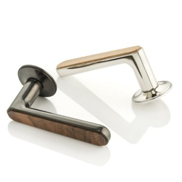 Halsey III solid brass door lever handle with traditional rose & timber detail