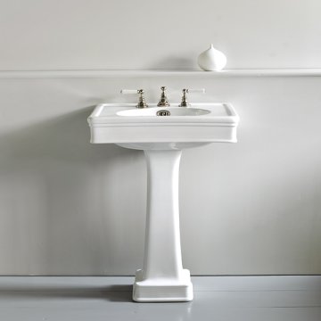 Lonsdale 650mm medium basin on pedestal