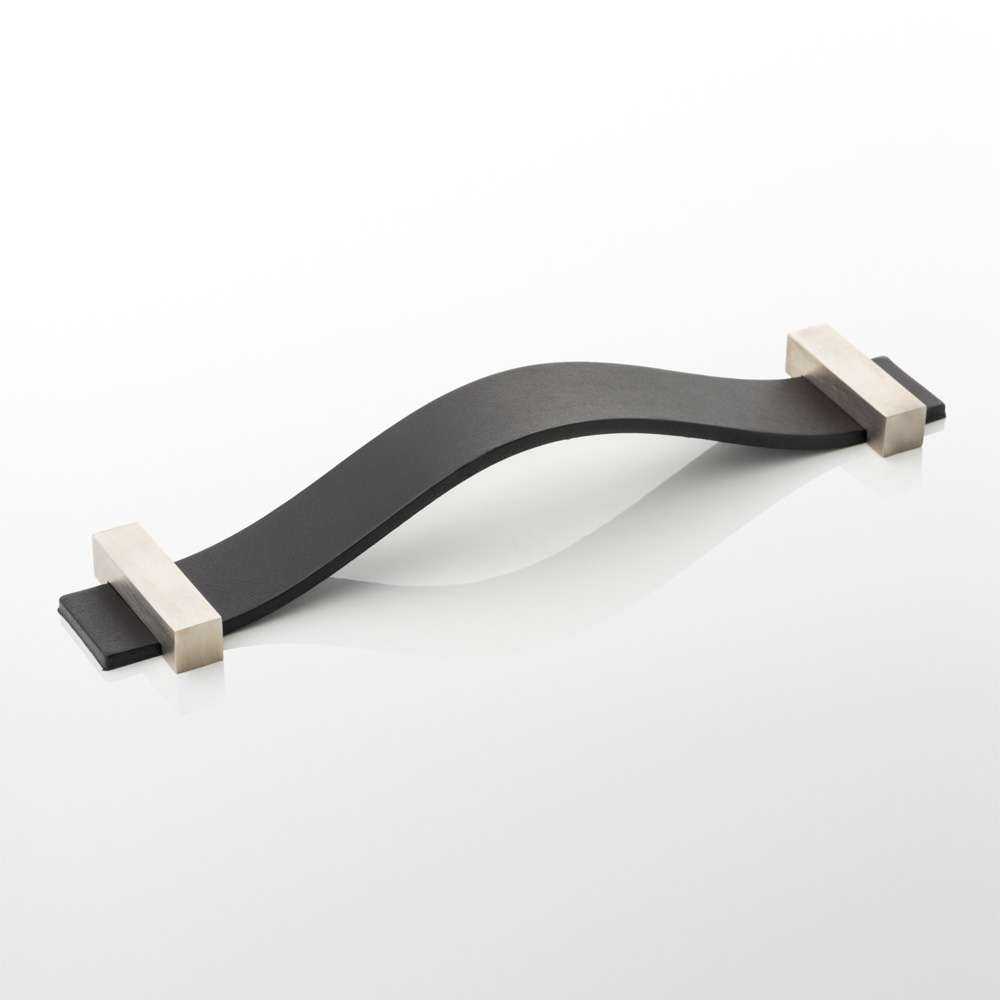 Ascot bridle leather strap handle