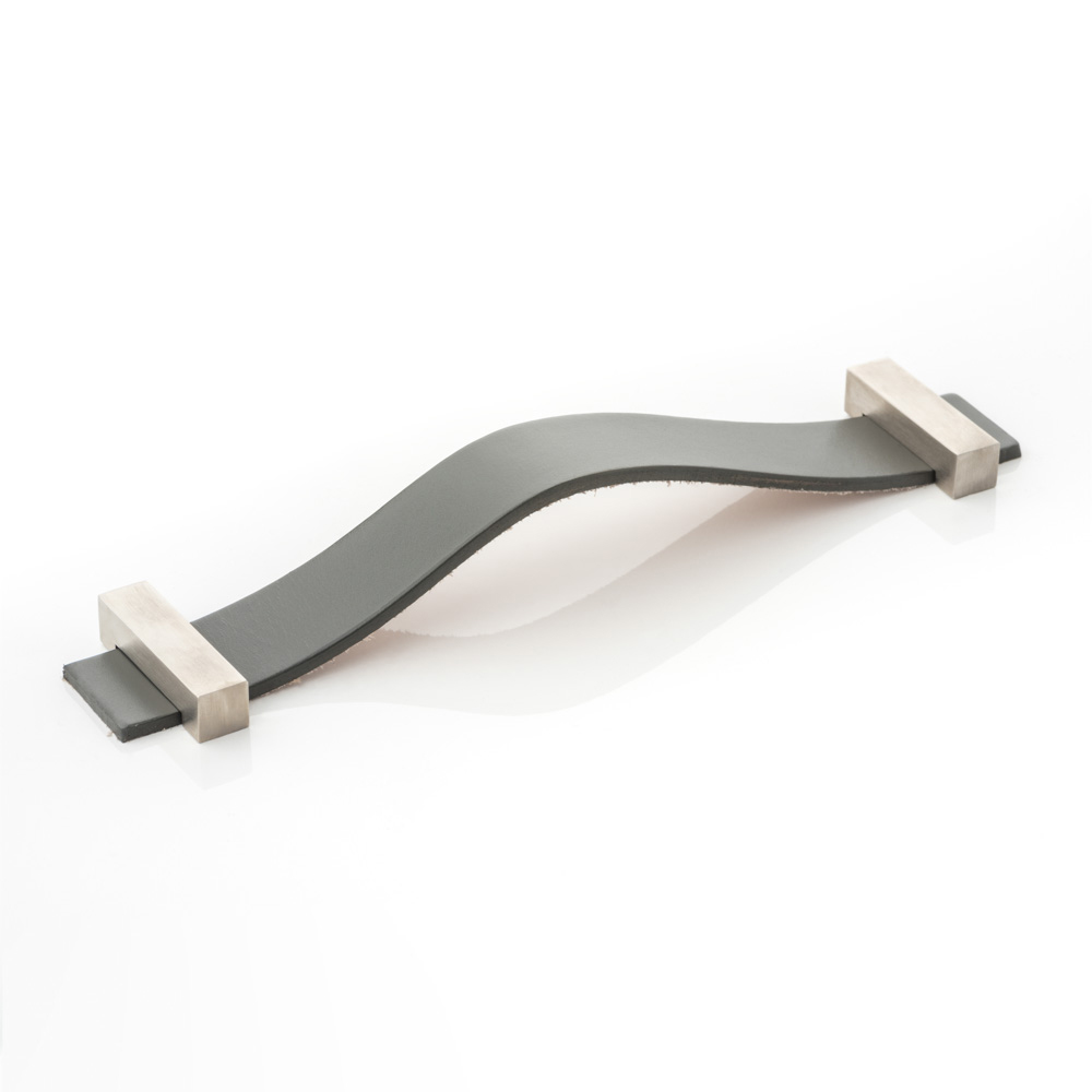 Ascot bridle leather strap handle