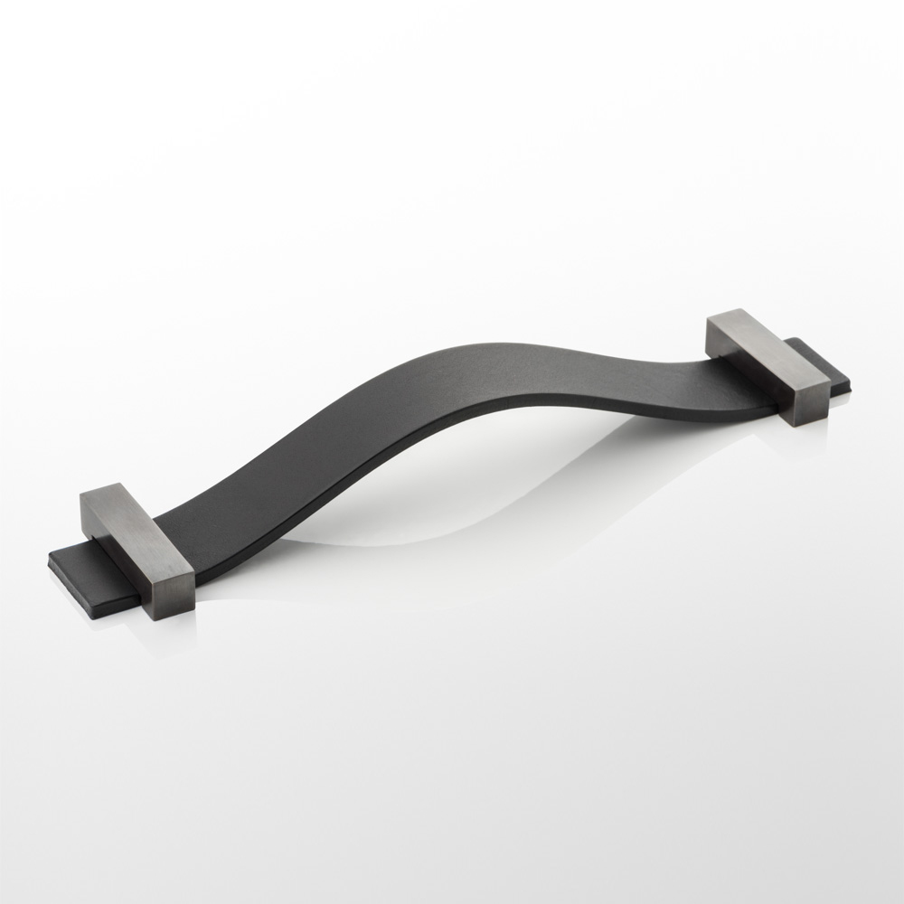 Ascot bridle leather strap handle