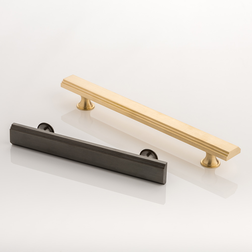 Dewhurst II solid brass cabinet handle