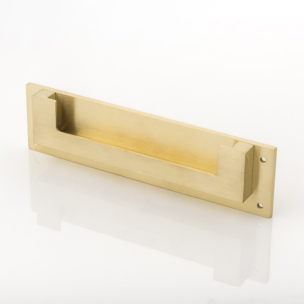 Rohe integrated cabinet handle central