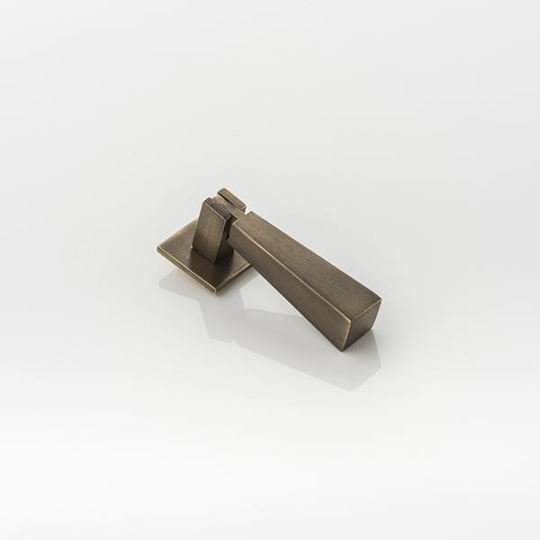 Square tapered drop solid brass swing cabinet pull