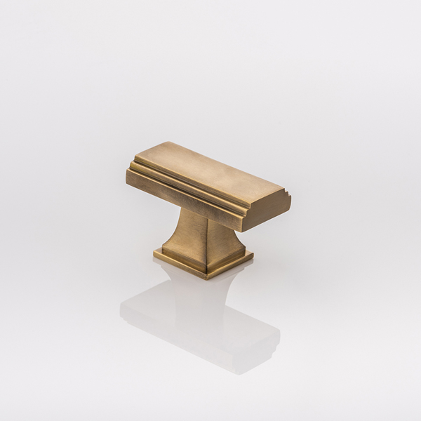 Dewhurst III solid brass cabinet pull