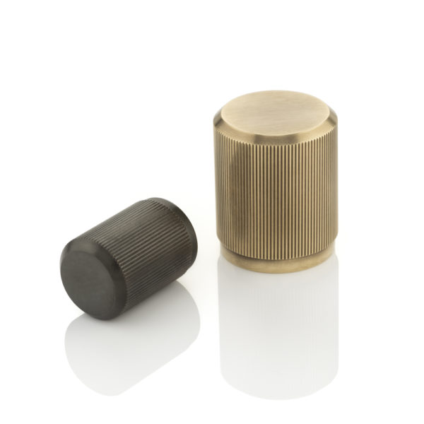 Volume solid brass cabinet pull with linear knurl