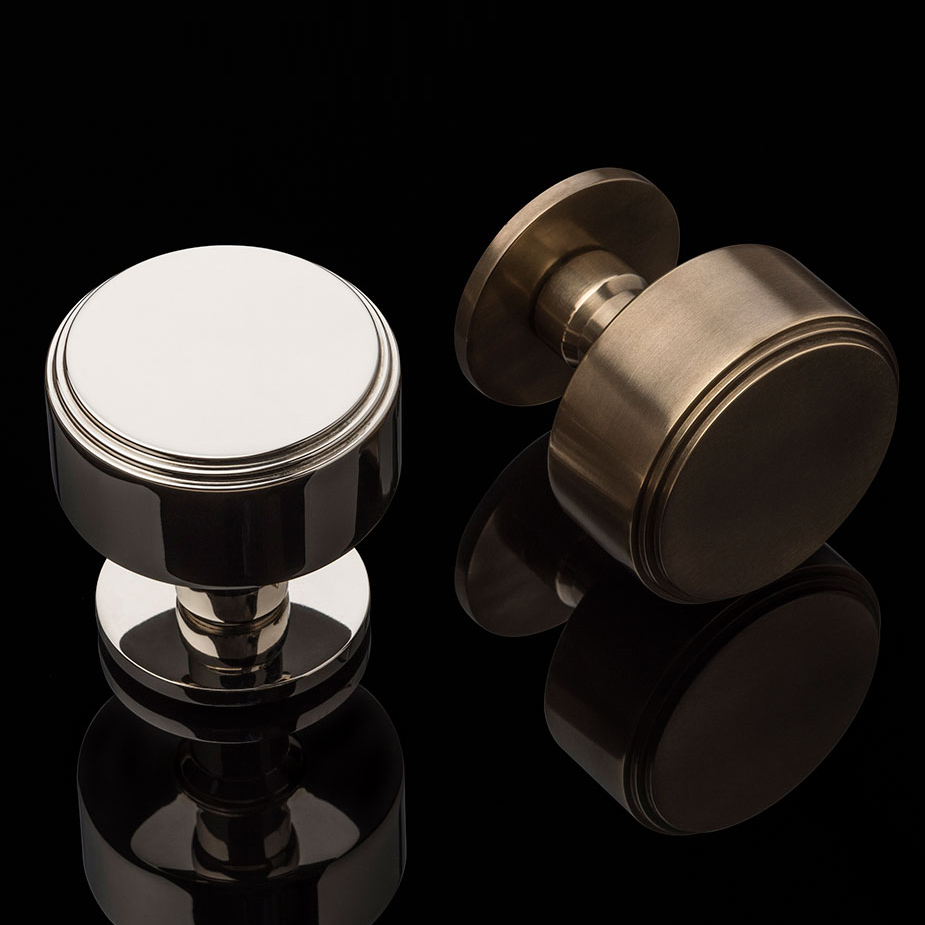 Bartlett solid brass door knob with round rose