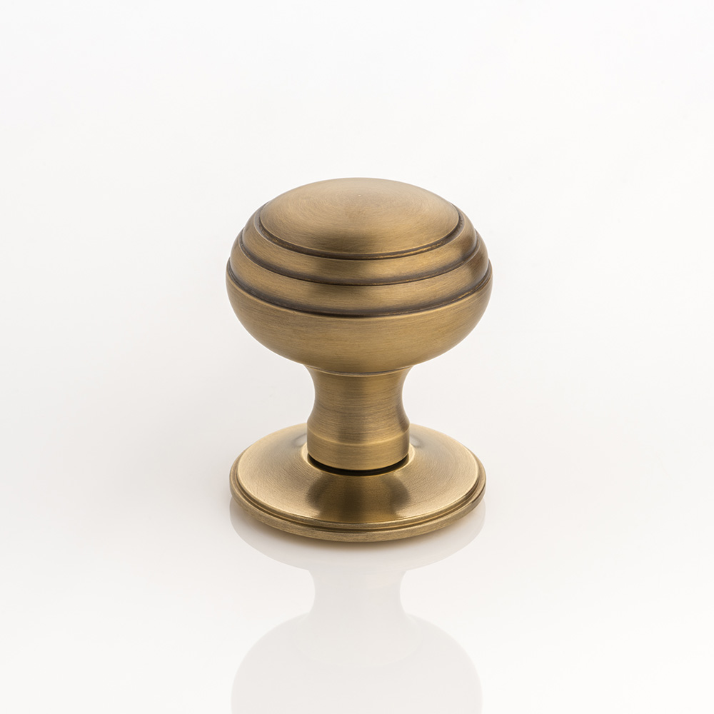 Henley solid brass door knob with traditional rose