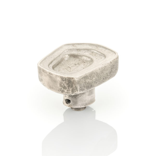 Tiro door knob with roseless rose