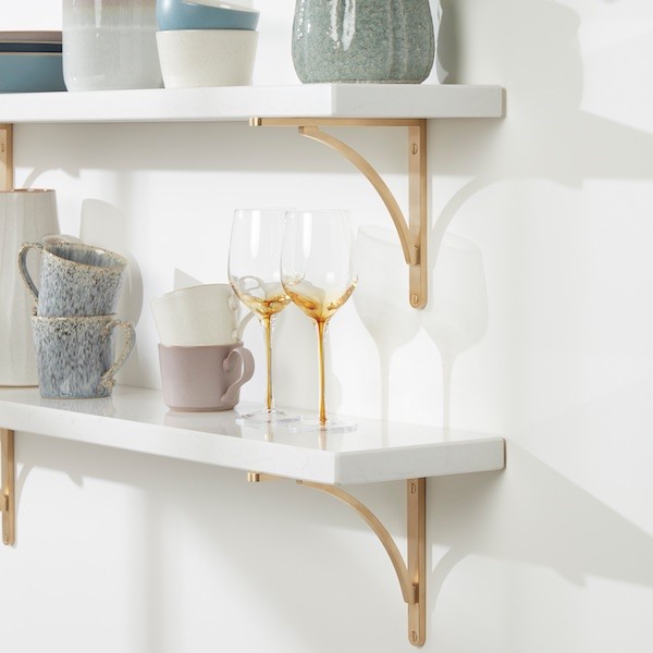 Handsworth flush mounted shelf bracket