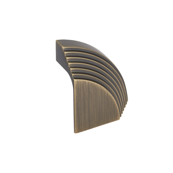 Victoria Stepped Collection