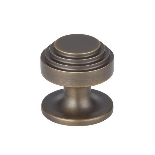 Victoria Stepped Collection