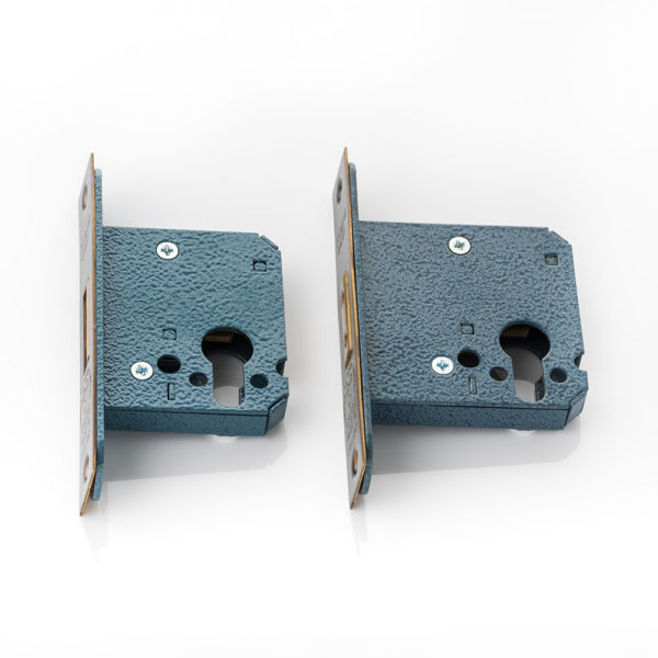 Small case high security euro cylinder deadlock