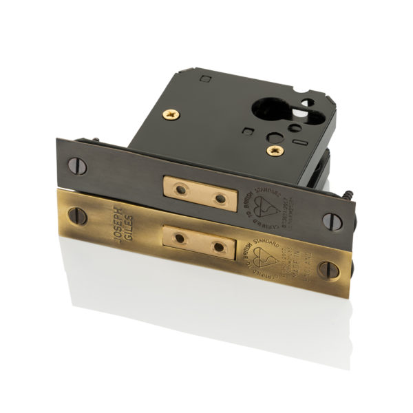 Small case high security euro cylinder deadlock