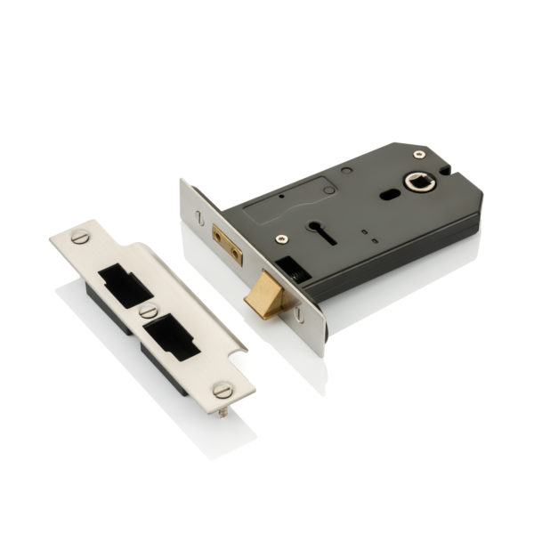 Horizontal traditional key latch lock