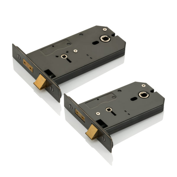 Horizontal privacy latch lock