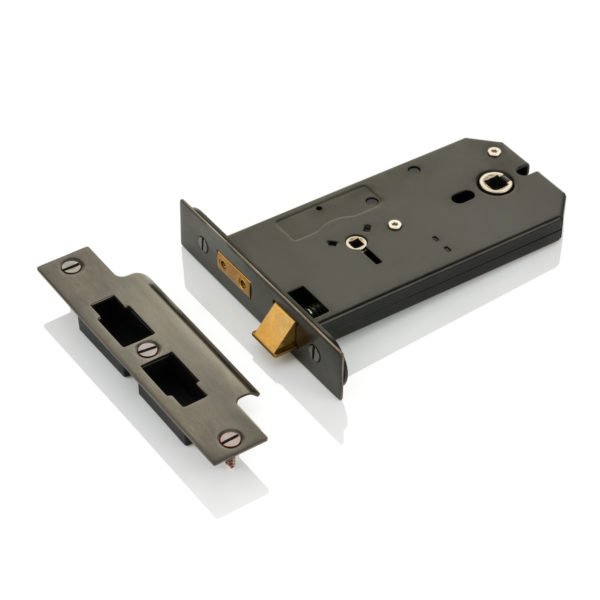 Horizontal privacy latch lock