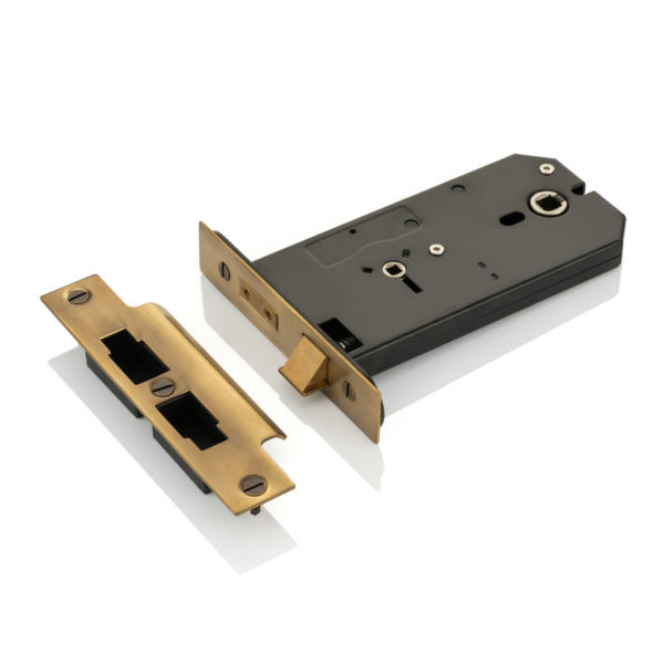 Horizontal privacy latch lock