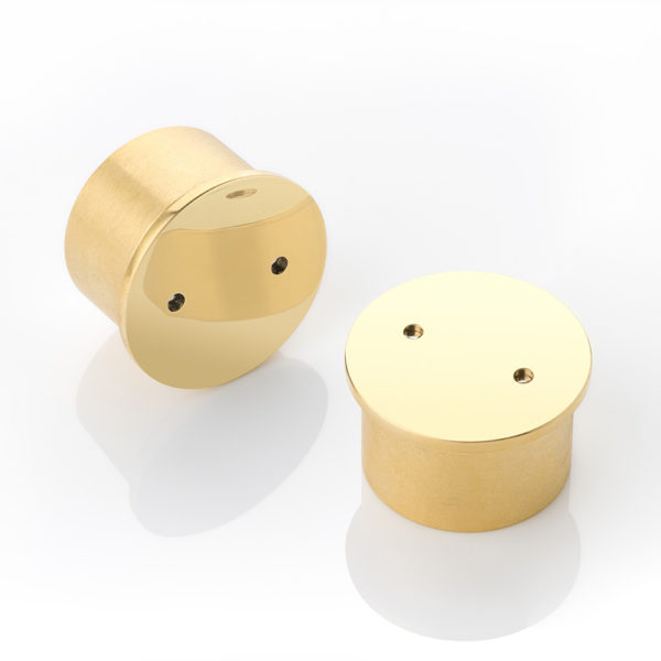 Flanged recessed magnetic door catch