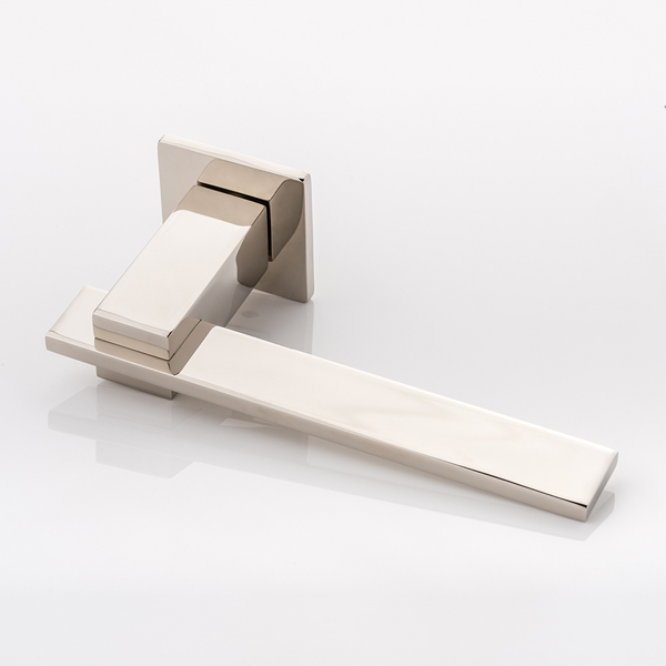 Holmes solid brass door lever handle with square rose