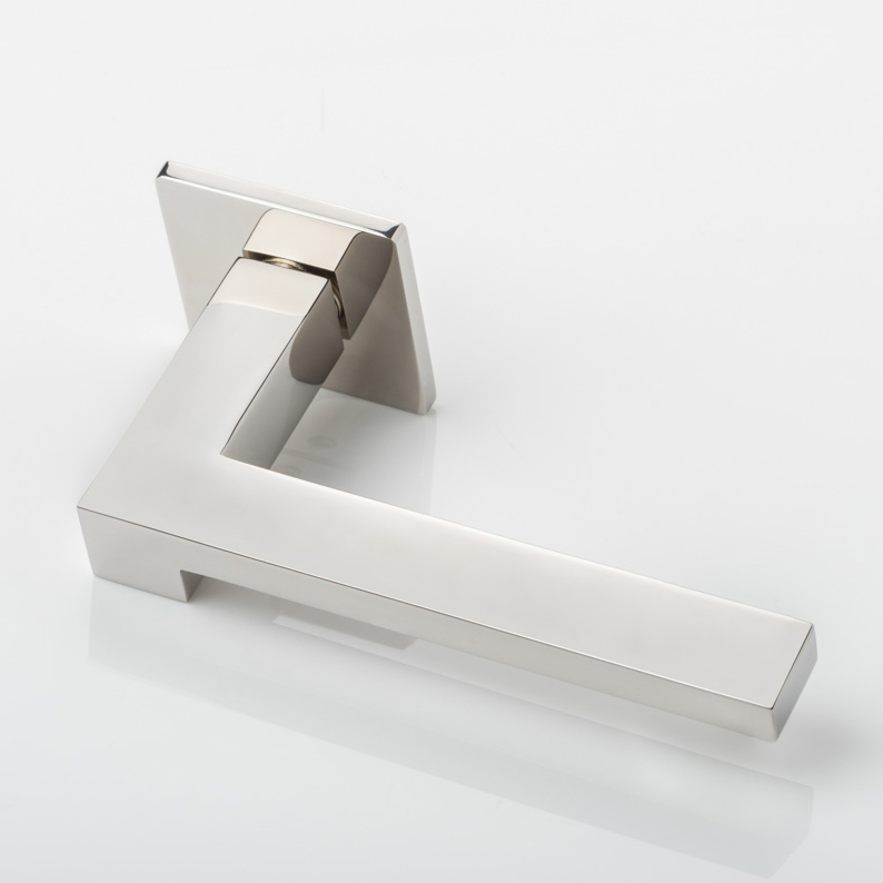 Cut solid brass door lever handle with square rose