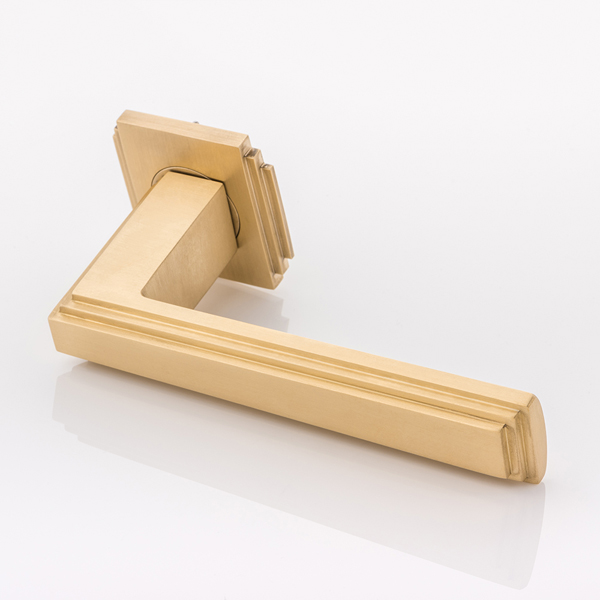 Dewhurst I solid brass door lever handle with square edge deco rose