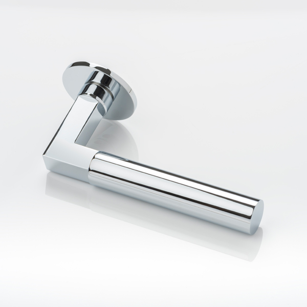 Ashworth solid brass door lever handle with round rose