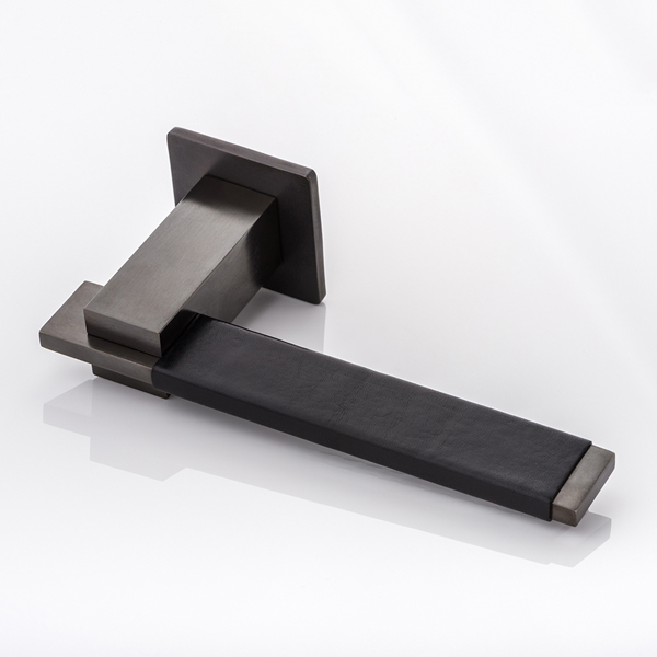 Holmes solid brass door lever handle with hand stitched leather & square rose