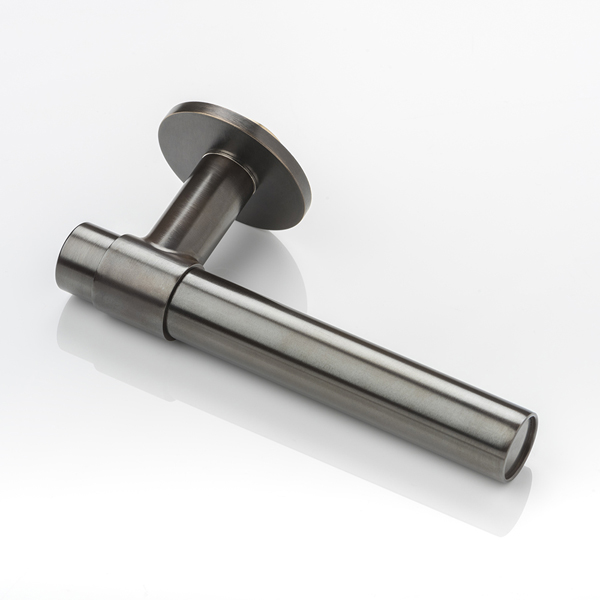 Montgomery solid brass door lever handle with round rose