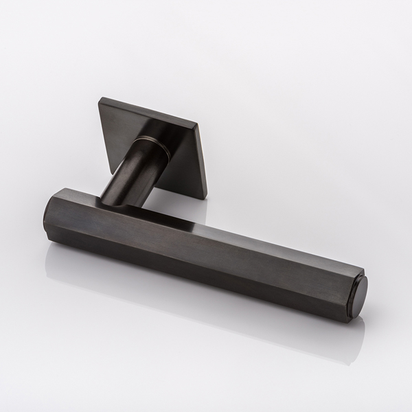 Theodore II solid brass door lever handle with square rose