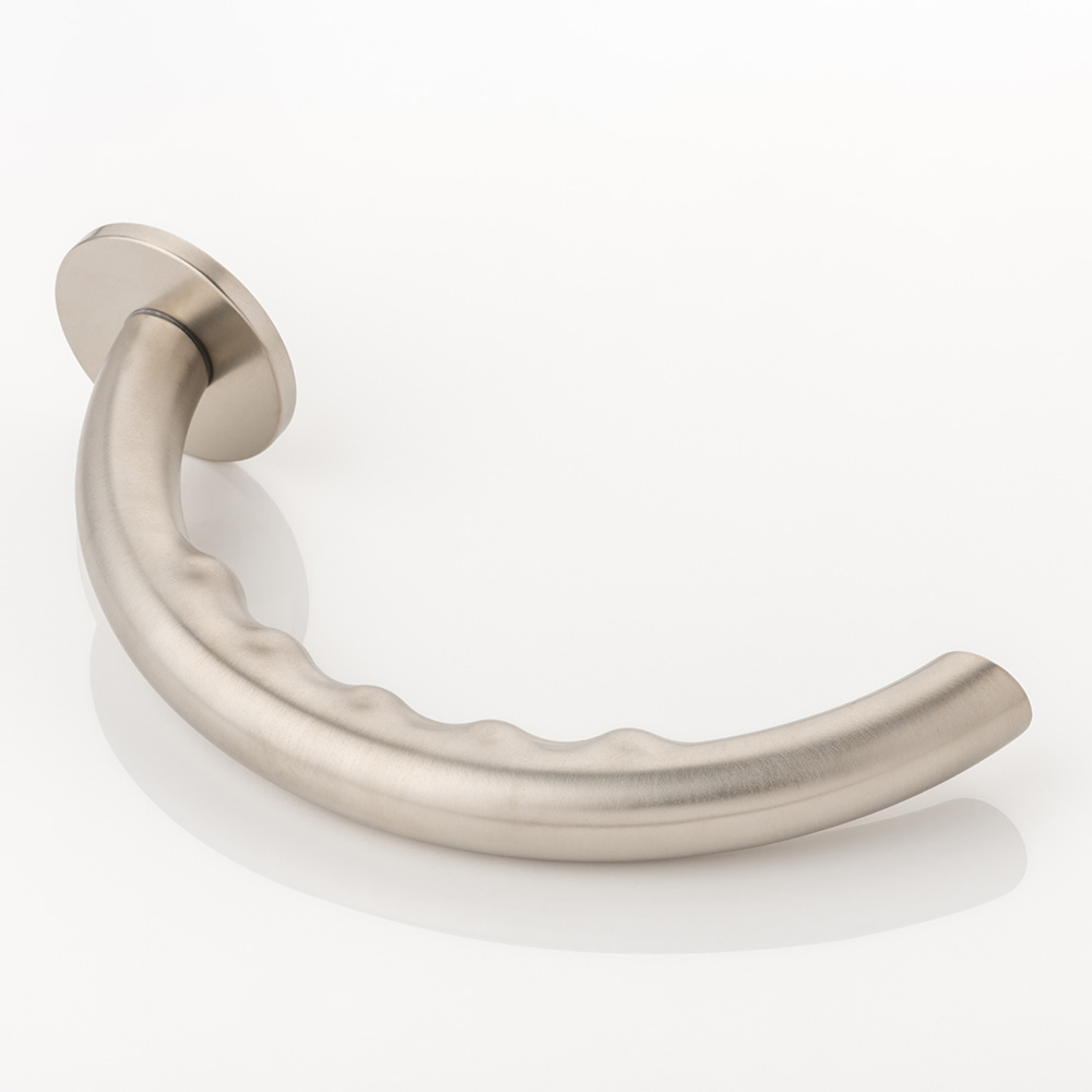 Infinity solid brass door lever handle with round rose