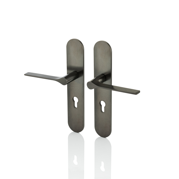 Fonteyn solid brass door lever handle with euro cut out round backplate