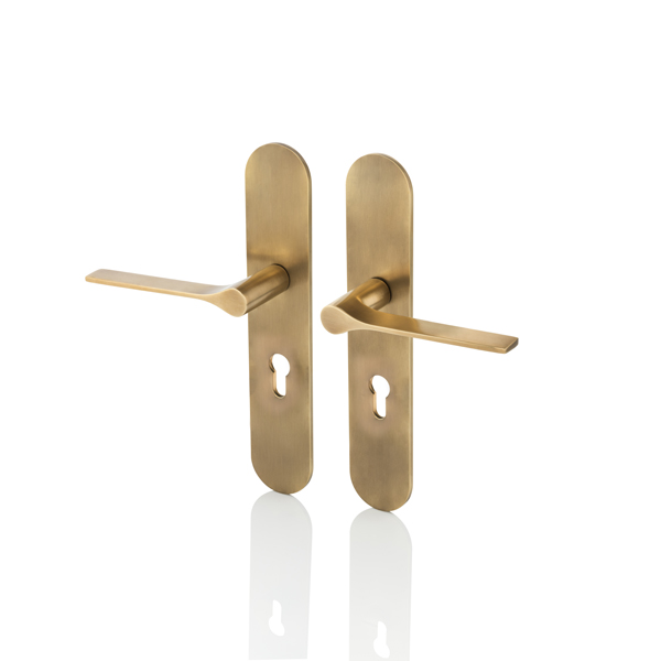 Fonteyn solid brass door lever handle with euro cut out round backplate