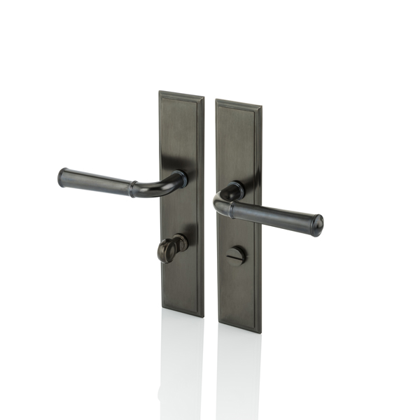 Darlington door lever handle with backplate and privacy turn/release