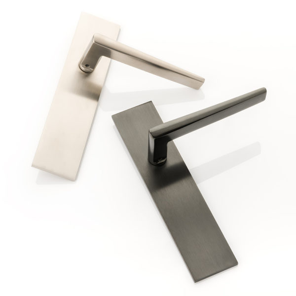 Wedge solid brass door lever handle with backplate