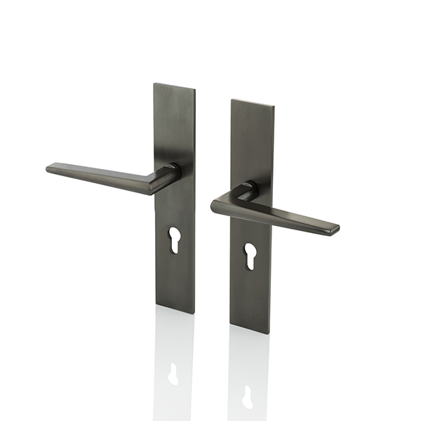 Wedge solid brass door lever handle with euro cut out backplate