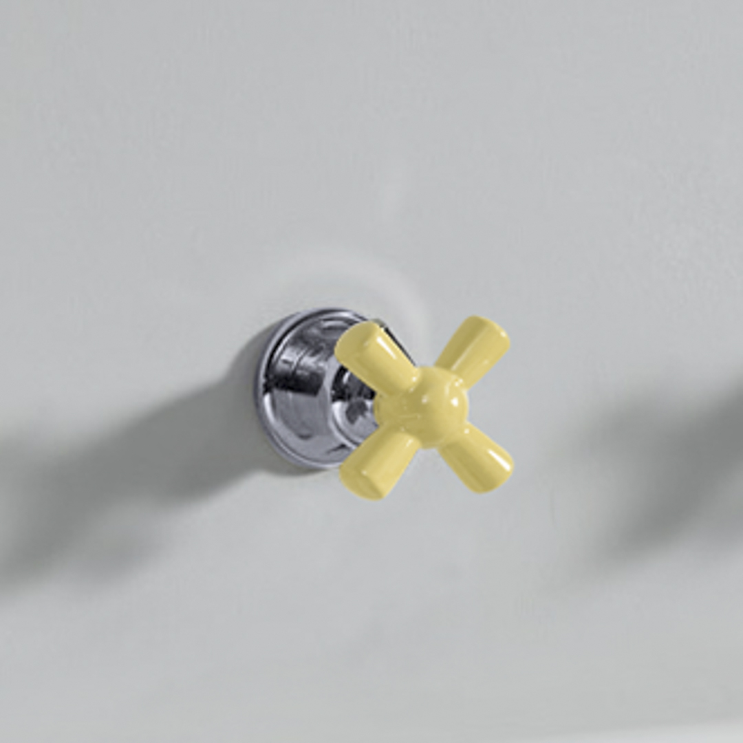 Rockwell 3 way diverter, 1 inlet 2 outlets, with metal/coloured ceramic crosshead