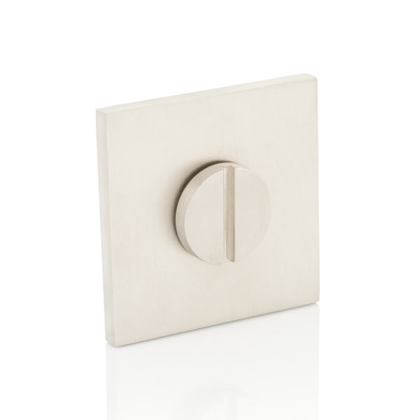 Emergency release round turn with square rose