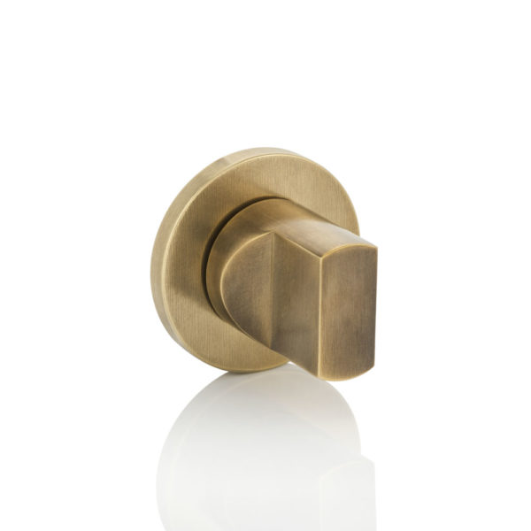 Pinch thumb turn with round rose