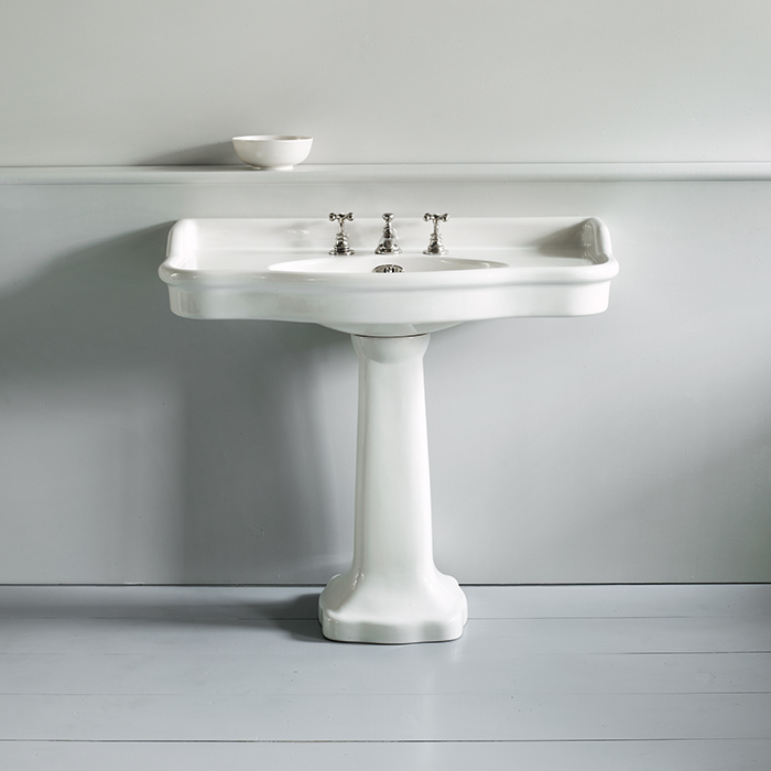 Paris 1020mm large basin on pedestal
