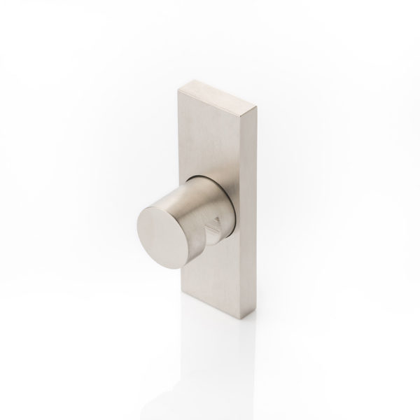 Round hook plate for casement window handle